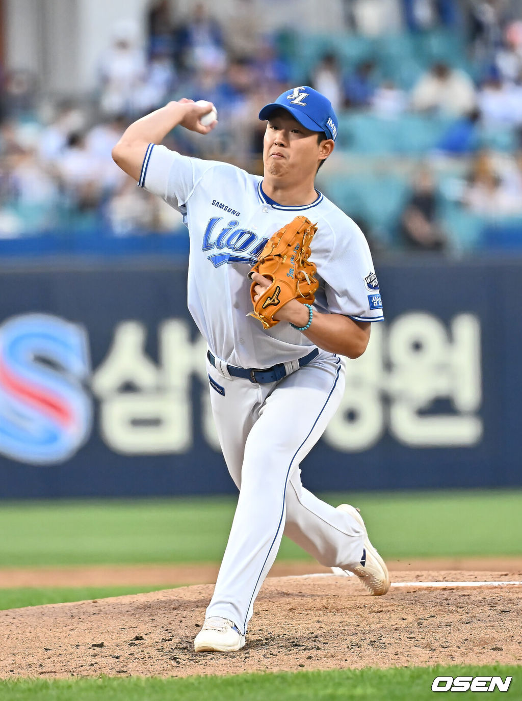 25일 대구삼성라이온즈파크에서 2025 신한 SOL 뱅크 KBO 리그 삼성 라이온즈와 NC 다이노스의 경기가 열렸다. 홈팀 삼성은 김대호가, 방문팀 NC는 목지훈이 선발 출전했다. 삼성 라이온즈 양창섭이 1회초 교체 투입돼 역투하고 있다. 2025.04.25 / foto0307@osen.co.kr
