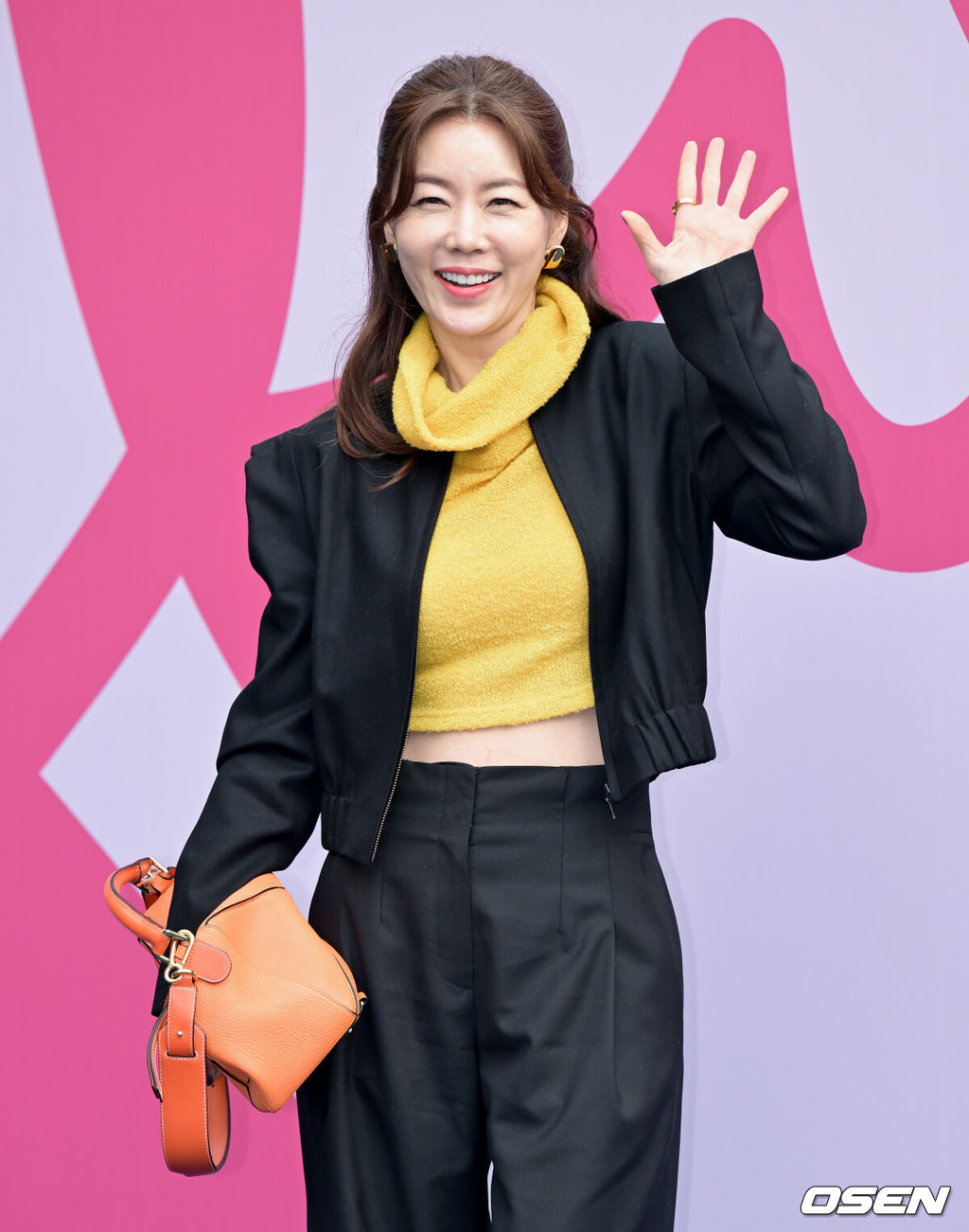 '2024 가을/겨울(F/W) 서울패션위크’가 2일 서울 중구 동대문디자인플라자(DDP)에서 열렸다.안선영이 포즈를 취하고 있다. 2024.02.02 /cej@osen.co.kr