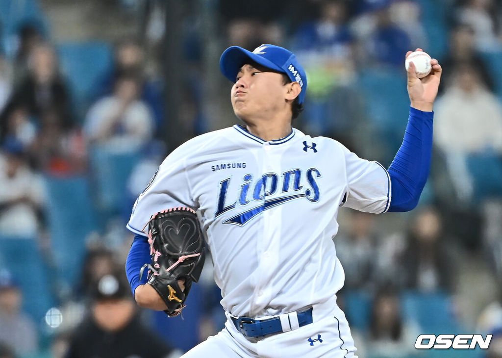 23일 대구삼성라이온즈파크에서 2025 신한 SOL 뱅크 KBO 리그 삼성 라이온즈와 KIA 타이거즈의 경기가 열렸다. 홈팀 삼성은 황동재가, 방문팀 KIA는 네일이 선발 출전했다. 삼성 라이온즈 배찬승이 역투하고 있다. 2025.05.23 / foto0307@osen.co.kr