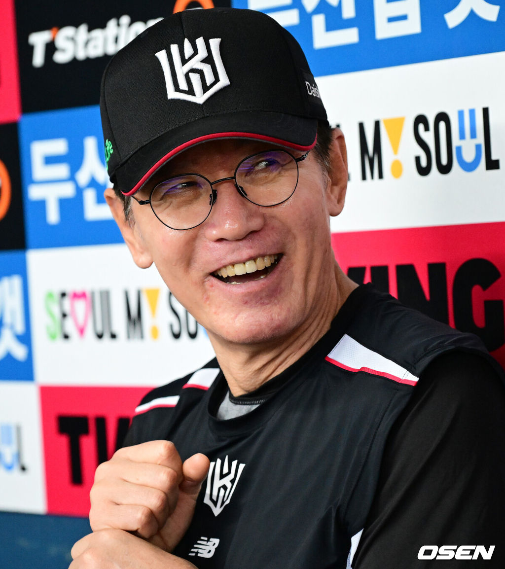 KT 위즈 이강철 감독. /OSEN DB
