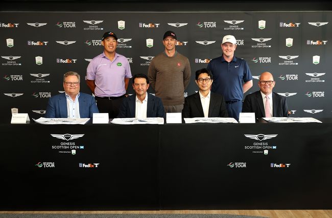 왼쪽부터 PGA 투어 최고 커머셜 책임자 릭 앤더슨(Rick Anderson), PGA 투어 안병훈(Ben An) 선수, 현대차 대표이사 호세 무뇨스 사장, PGA 투어 아담 스콧(Adam Scott) 선수, 제네시스사업본부장 송민규 부사장, DP 월드투어 로버트 매킨타이어(Robert MacIntyre) 선수, DP 월드투어 최고경영자 가이 키닝스(Guy Kinnings).