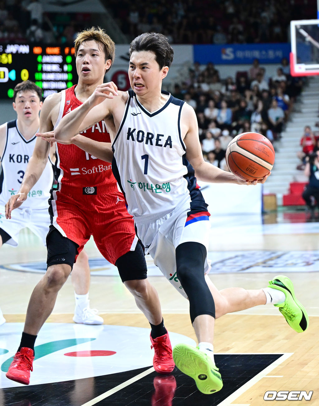 11일 오후 경기도 안양 정관장 아레나에서 ‘2025 남자농구 국가대표 평가전’ 대한민국과 일본의 경기가 열렸다.한국 남자농구 대표팀은 오는 8월 사우디아라비아 제다에서 열리는 '2025 FIBA 아시아컵'을 앞두고 오는 20일까지 일본, 카타르와 평가전을 갖는다.1쿼터, 한국 이현중이 돌파를 펼치고 있다. 2025.07.11 / dreamer@osen.co.kr