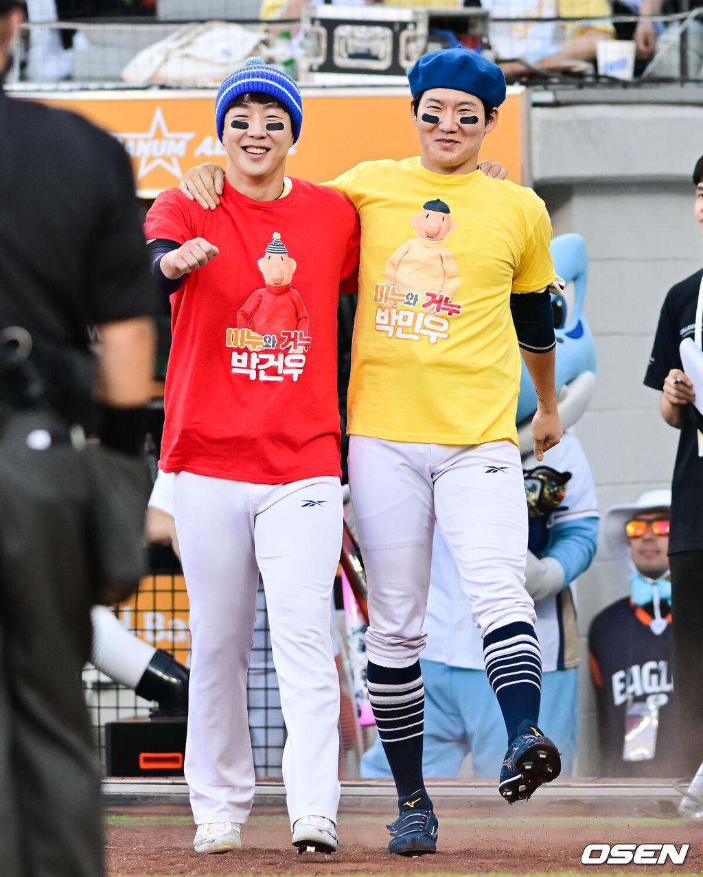 12일 오후 대전 한화생명볼파크에서 2025 신한 SOL뱅크 KBO 올스타전이 열렸다.13년 만에 대전에서 열리는 KBO 올스타전은 드림 올스타와 나눔올스타 대표로 나선 총 30명의 선수가 치열한 승부를 펼친다.NC 박건우와 박민우가 타석에 들어서고 있다. 2025.07.12 / soul1014@osen.co.kr