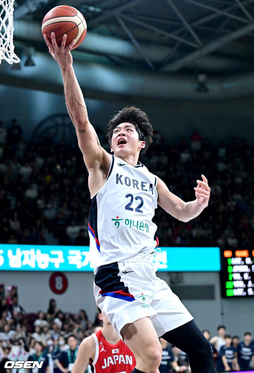 11일 오후 경기도 안양 정관장 아레나에서 ‘2025 남자농구 국가대표 평가전’ 대한민국과 일본의 경기가 열렸다.한국 남자농구 대표팀은 오는 8월 사우디아라비아 제다에서 열리는 '2025 FIBA 아시아컵'을 앞두고 오는 20일까지 일본, 카타르와 평가전을 갖는다.4쿼터, 한국 여준석이 슛을 시도하고 있다. 2025.07.11 / dreamer@osen.co.kr