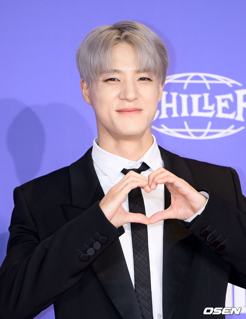 그룹 NCT DREAM(엔시티 드림, 이하 NCT 드림)의 정규 5집 ‘Go Back To The Future’(고 백 투 더 퓨처) 발매 기념 제작 발표회가 14일 서울 송파구 롯데시네마 월드타워에서 열렸다.이번 앨범은 가장 빛나는 ‘나’를 찾기 위해 시간 여행을 떠난 호기심 많은 괴짜 NCT DREAM이 과거와 현재, 미래를 넘나드는 여정을 스펙터클하게 그려낸 작품이다. 더블 타이틀곡 ‘BTTF’(비티티에프 / 백 투 더 퓨처)와 ‘CHILLER’를 포함한 총 9곡이 수록돼 있다.NCT드림 제노가 포즈를 취하고 있다. 2025.07.14/cej@osen.co.kr