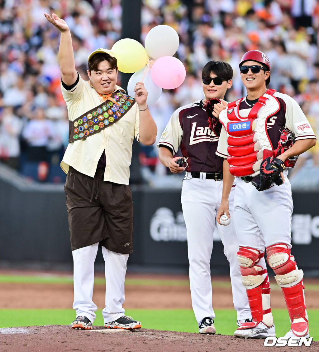 12일 오후 대전 한화생명볼파크에서 2025 신한 SOL뱅크 KBO 올스타전이 열렸다.13년 만에 대전에서 열리는 KBO 올스타전은 드림 올스타와 나눔올스타 대표로 나선 총 30명의 선수가 치열한 승부를 펼친다.4회말 SSG 이로운이 마운드에 오르고 있다.  2025.07.12 / soul1014@osen.co.kr