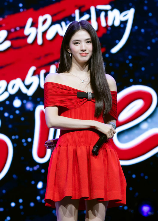부쉐론 제공