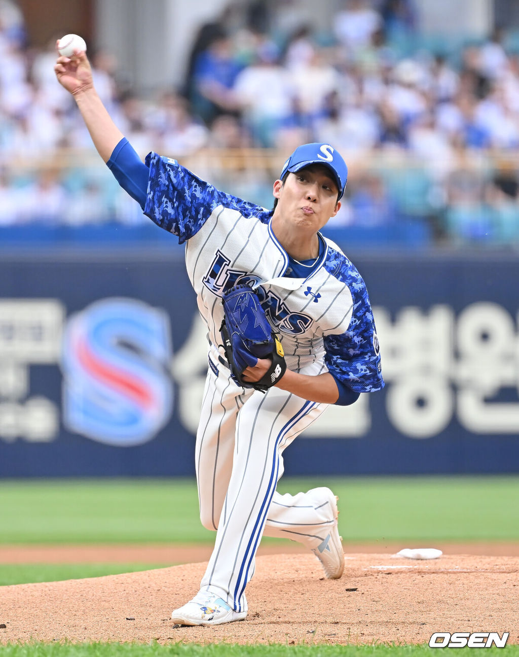 6일 대구삼성라이온즈파크에서 2025 신한 SOL 뱅크 KBO 리그 삼성 라이온즈와 NC 다이노스의 경기가 열렸다. 홈팀 삼성은 원태인이, 방문팀 NC는 김녹원이 선발 출전했다. 삼성 라이온즈 선발 투수 원태인이 역투하고 있다. 2025.06.06 / foto0307@osen.co.kr