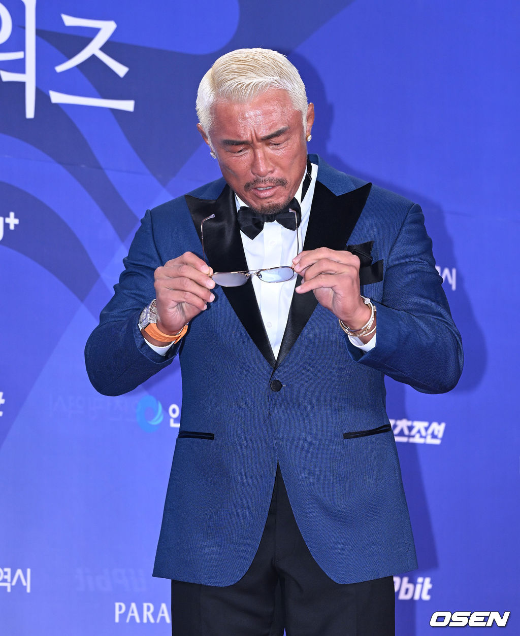 포토타임 해야되는데...큰일 났네