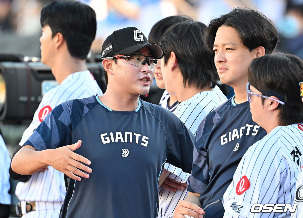 롯데 자이언츠 박세웅, 김원중 / foto0307@osen.co.kr