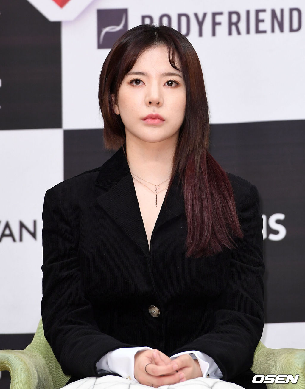 5일 오후 서울 목동 SBS에서 SBS Plus '슈퍼모델 2018 서바이벌' 제작발표회가 열렸다.소녀시대 써니가 취재진의 질문을 듣고 있다./sunday@osen.co.kr