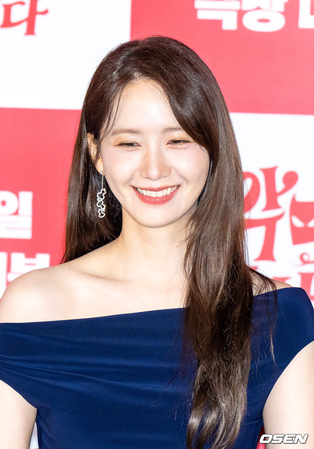6일 오후 서울 용산아이파크몰 내 용산 CGV에서 영화 ‘악마가 이사왔다’ 언론시사회가 진행됐다.‘악마가 이사왔다’ 는 새벽마다 악마로 깨어나는 선지(임윤아)를 감시하는 기상천외한 아르바이트에 휘말린 청년 백수 길구(안보현)의 고군분투를 담은 악마 들린 코미디.  배우 임윤아가 미소 짓고 있다  2025.08.06 / soul1014@osen.co.kr