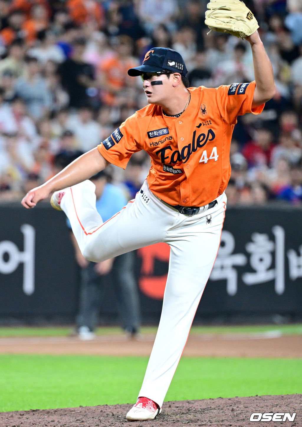 9회초 마운드에 오른 한화 투수 김서현이 힘차게 공을 뿌리고 있다. 2025.07.25 / dreamer@osen.co.kr