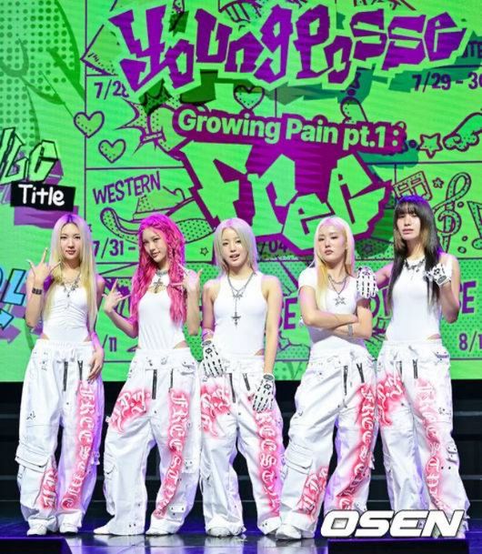 14일 오후 서울 예스24 원더로크홀에서 그룹 영파씨의 네 번째 EP ‘Growing Pain pt.1 : FREE’ 쇼케이스가 진행됐다.  ‘Growing Pain pt.1 : FREE’는 영파씨(위연정, 지아나, 정선혜, 한지은, 도은)가 지난 3월 스페셜 앨범 ‘COLD’ 발매 이후 약 5개월 만에 선보이는 새 앨범이다.  그룹 영파씨가 포즈를 취하고 있다. 2025.08.14 / soul1014@osen.co.kr