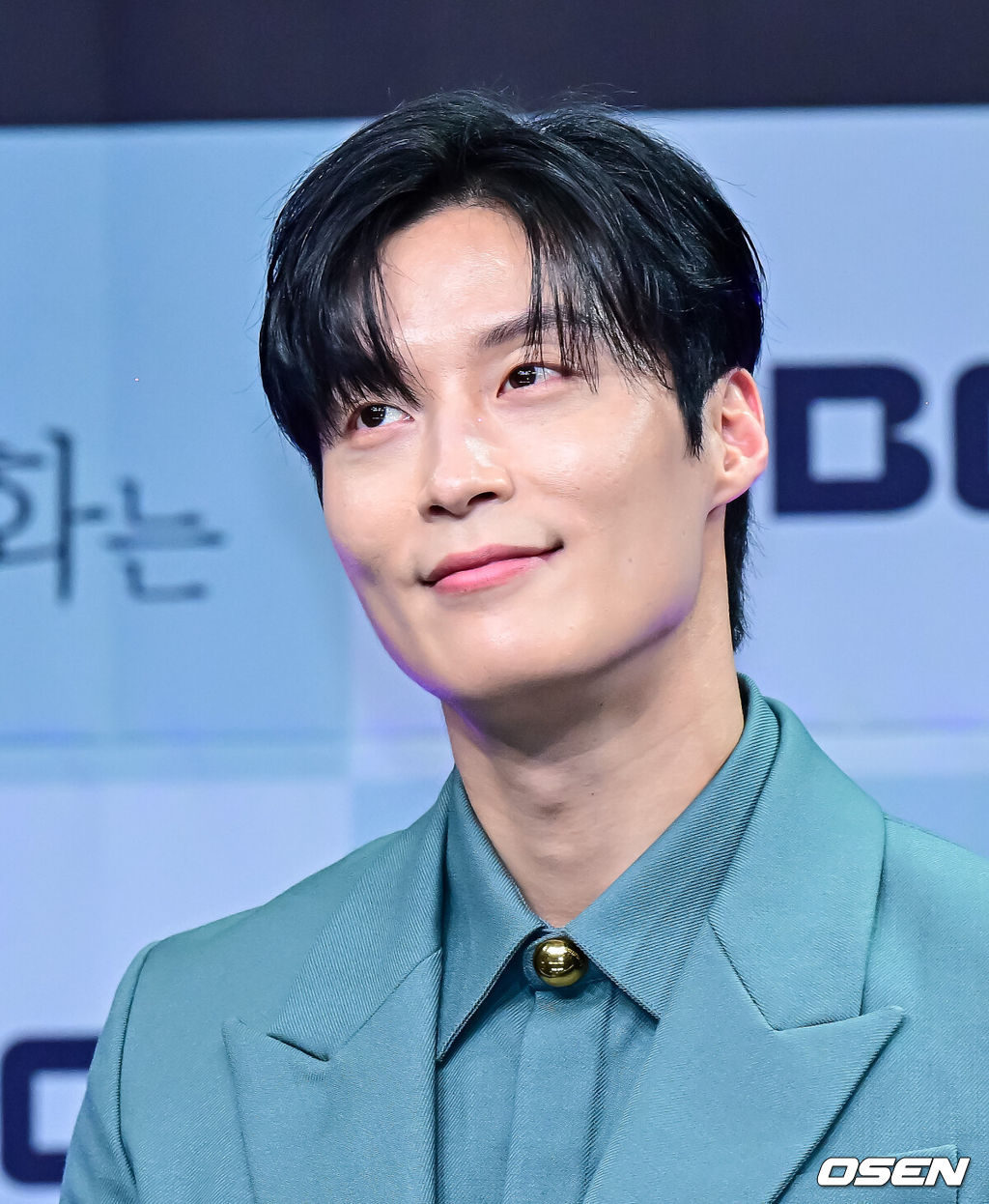 21일 오후 서울 상암동 MBC에서 MBC 새 금토드라마 ‘지금 거신 전화는’(극본 김지운, 연출 박상우 위득규) 제작발표회가 열렸다.‘지금 거신 전화는’은 협박 전화로 시작된, 정략결혼 3년 차 쇼윈도 부부의 시크릿 로맨스릴러다.배우 허남준이 간담회를 하고 있다. 2024.11.21 / jpnews@osen.co.kr