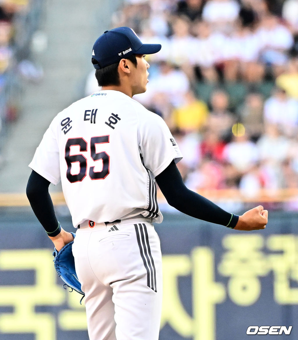 KIA 박민을 삼진 처리하며 주먹을 움켜쥐는 윤태호. 데뷔 첫 삼진