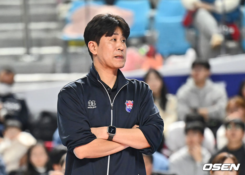 한국도로공사 김종민 감독. /OSEN DB