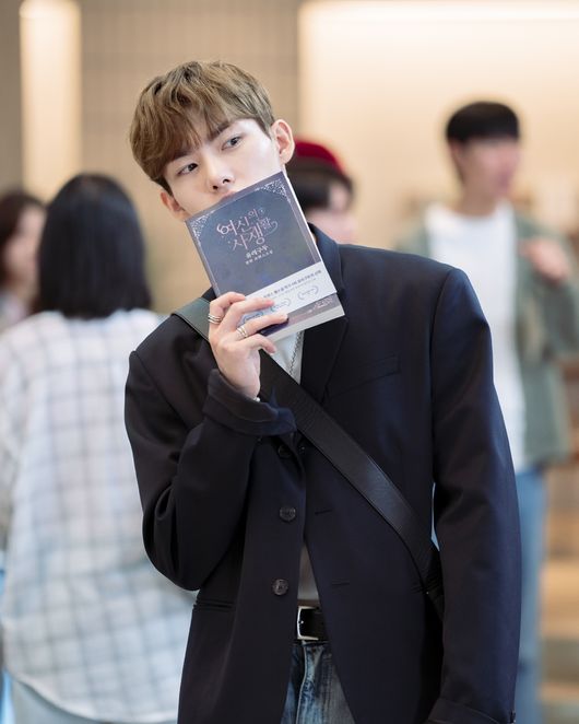 9ato엔터테인먼트 제공