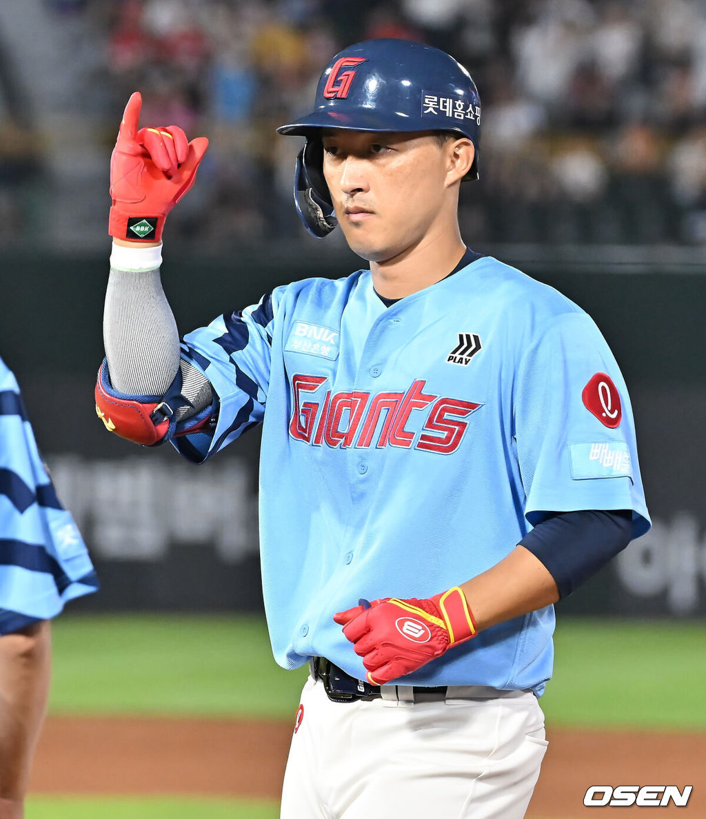 롯데 자이언츠 노진혁 027 2025.08.08 / foto0307@osen.co.kr