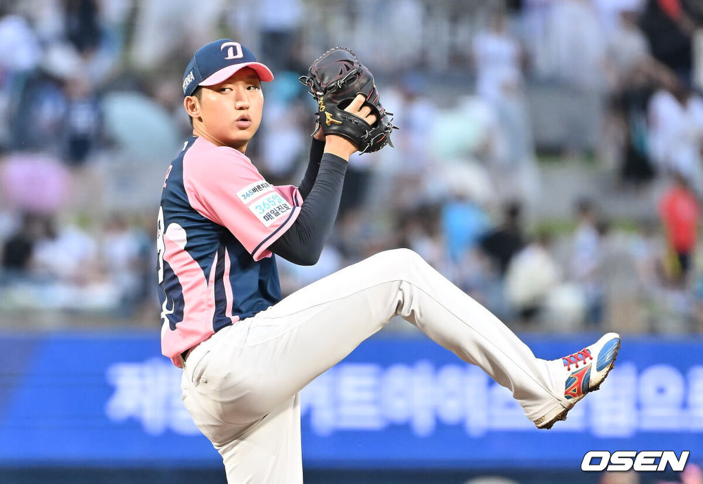 7일 창원NC파크에서 2025 신한 SOL 뱅크 KBO 리그 NC 다이노스와 KIA 타이거즈의 경기가 열렸다. 홈팀 NC는 구창모가, 방문팀 KIA는 양현종이 선발 출전했다. NC 다이노스 선발투수 구창모가 역투하고 있다. 2025.09.07 / foto0307@osen.co.kr