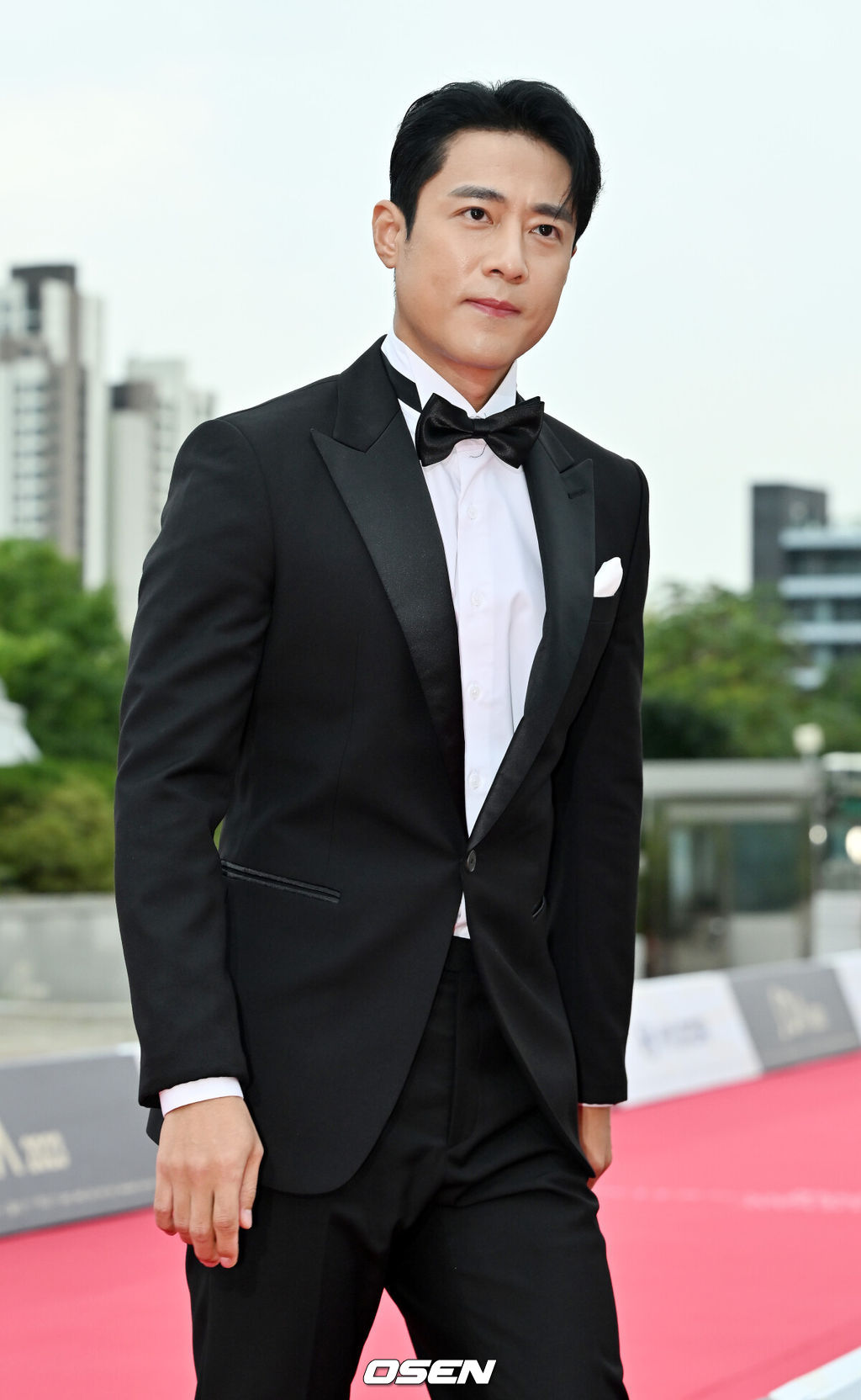 21일 오후 서울 여의도 KBS홀에서 '서울드라마어워즈 2023'  레드카펫 및 본식 행사가 진행됐다.올해로 18회를 맞이한 서울드라마어워즈는 한국방송협회가 주최하는 국제 드라마 시상식으로, 국가와 지역 상관없이 모든 작품을 심사한다. 배우 고주원이 레드카펫을 밟으며 포즈를 취하고 있다. 2023.09.21 / rumi@osen.co.kr