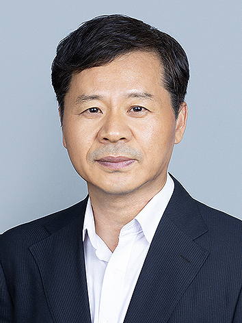 우석대 박석재(경영학부) 교수가 한국해양비즈니스학회 신임 학회장으로 취임했다. / 우석대