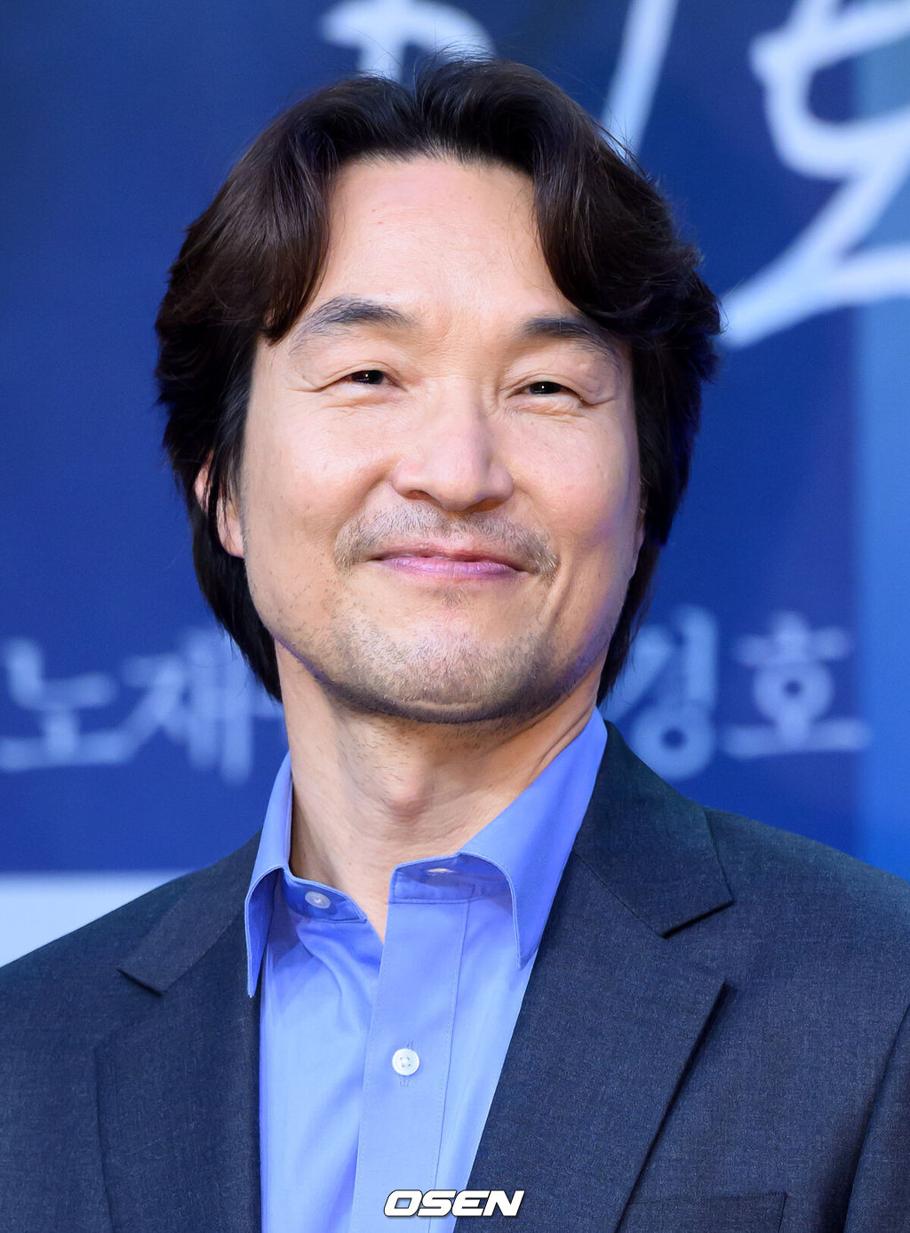 10일 오후 서울 26일 상암 MBC에서 MBC 새 금토드라마 '이토록 친밀한 배신자' 제작발표회가 열렸다.'이토록 친밀한 배신자'는 국내 최고의 프로파일러가 수사 중인 살인사건에 얽힌 딸의 비밀과 마주하고, 처절하게 무너져가며 심연 속의 진실을 쫓는 '부녀 스릴러' 드라마로 10월 11일 밤 9시 40분에 첫 방송된다.배우 한석규가 포토타임을 가지고 있다. 2024.10.10 /sunday@osen.co.kr