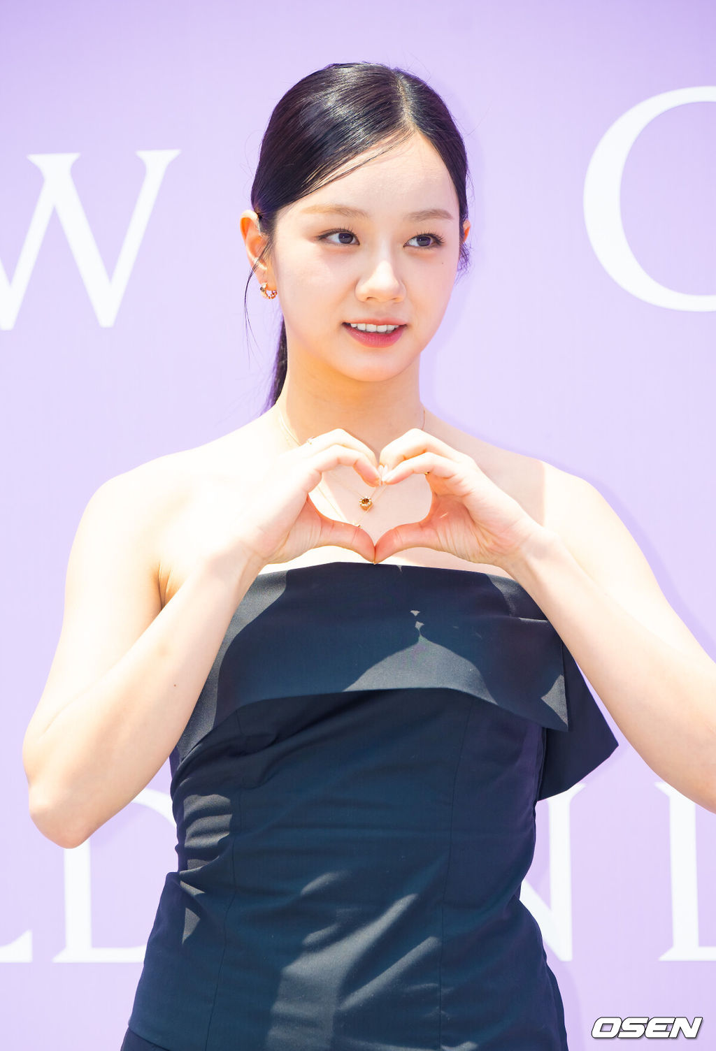 18일 오후 서울 성동구 MM성수에서 골든듀 'NEW ICONS' 팝업 포토콜 행사가 진행됐다.이날 행사에 배우 김태리와 혜리, 육성재가 참석했다.가수 겸 배우 혜리가 포즈를 취하고 있다.  2025.06.18 / soul1014@osen.co.kr