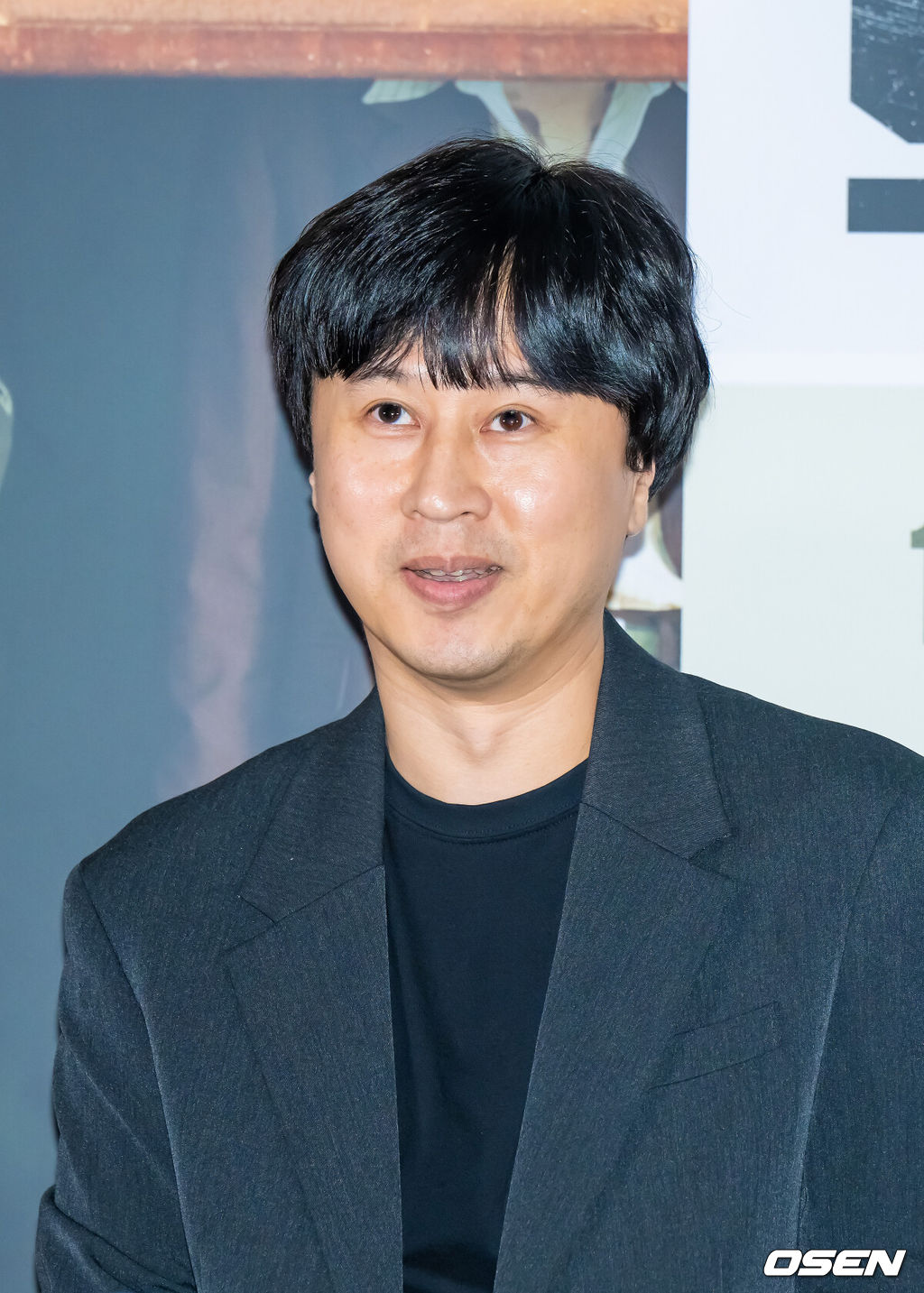 24일 오후 서울 롯데시네마 월드타워점에서  영화 ‘보스’ 언론시사회가 진행됐다.'보스'는 조직의 미래가 걸린 차기 보스 선출을 앞두고 각자의 꿈을 위해 서로에게 보스 자리를 치열하게 양보하는 조직원들의 필사적인 대결을 그린 코믹 액션 영화로 오는 10월 3일 개봉된다.라희찬 감독이 미소 짓고 있다 2025.09.24 / soul1014@osen.co.kr