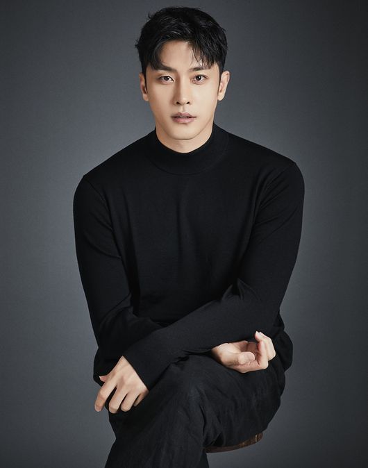 스탤리온엔터테인먼트 제공