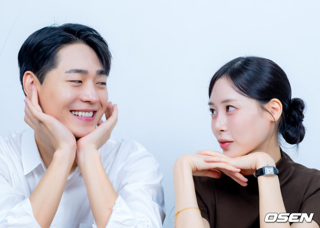 KBS 박소현 아나운서, 고수진 LCK 해설가. 2025.09.24 / jpnews@osen.co.kr