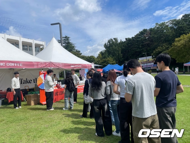 인크커피 제공