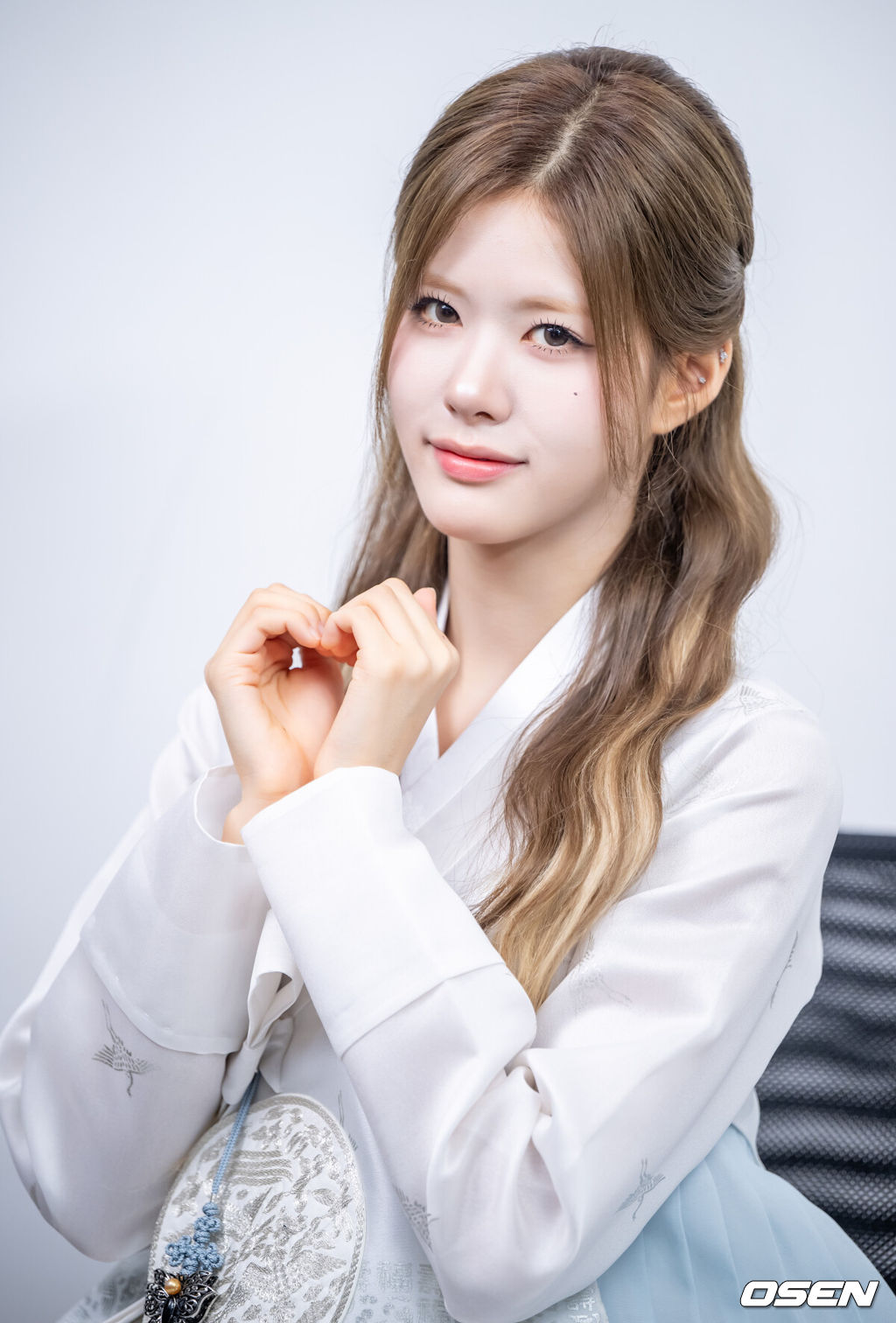 그룹 이프아이 라희 한복 인터뷰. 2025.10.04 / dreamer@osen.co.kr