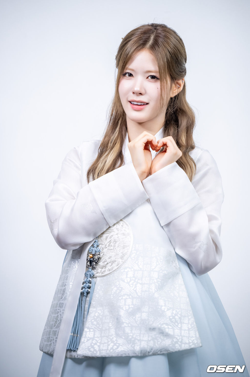그룹 이프아이 라희 한복 인터뷰. 2025.10.04 / dreamer@osen.co.kr