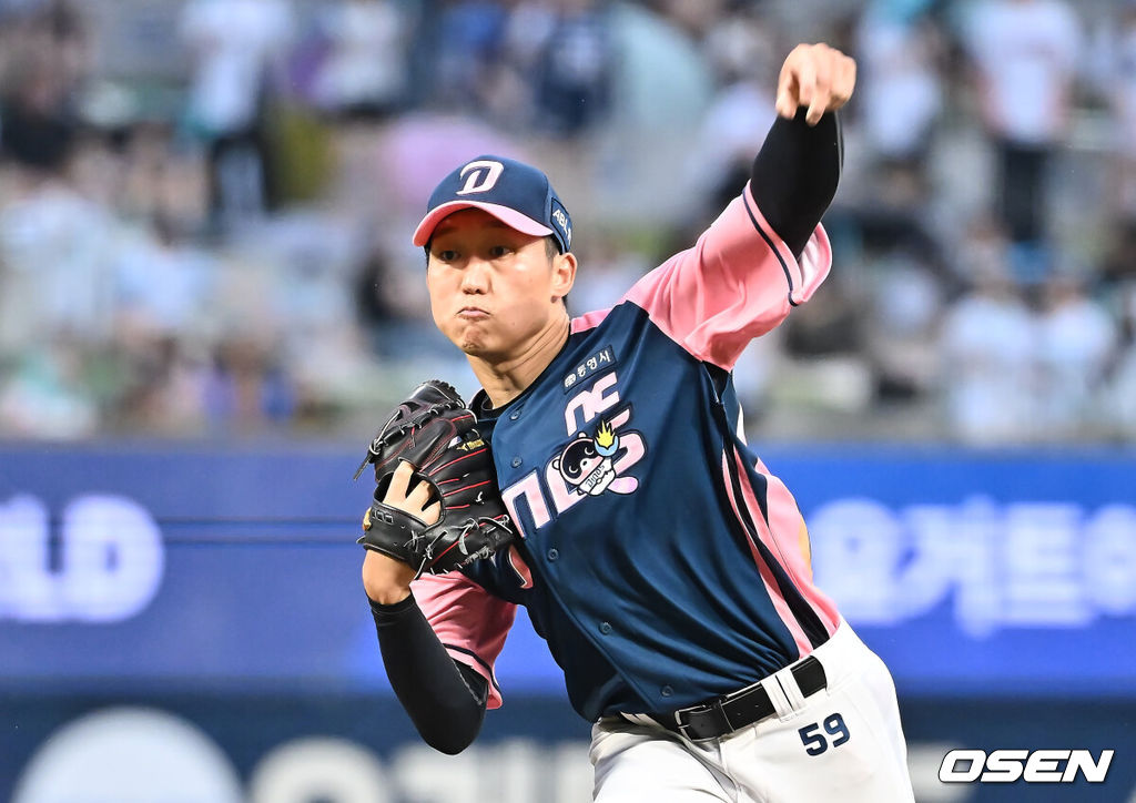 7일 창원NC파크에서 2025 신한 SOL 뱅크 KBO 리그 NC 다이노스와 KIA 타이거즈의 경기가 열렸다. 홈팀 NC는 구창모가, 방문팀 KIA는 양현종이 선발 출전했다. NC 다이노스 선발투수 구창모가 역투하고 있다. 2025.09.07 / foto0307@osen.co.kr