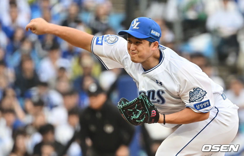 6일 대구 삼성라이온즈파크에서 2025 신한 SOL뱅크 KBO 와일드카드 결정전 삼성 라이온즈와 NC 다이노스의 경기가 열렸다. 홈팀 삼성은 후라도가 방문팀 NC는 구창모가 선발 투수로 출전했다.삼성 라이온즈 최원태가 역투하고 있다. 2025.10.06 / foto0307@osen.co.kr