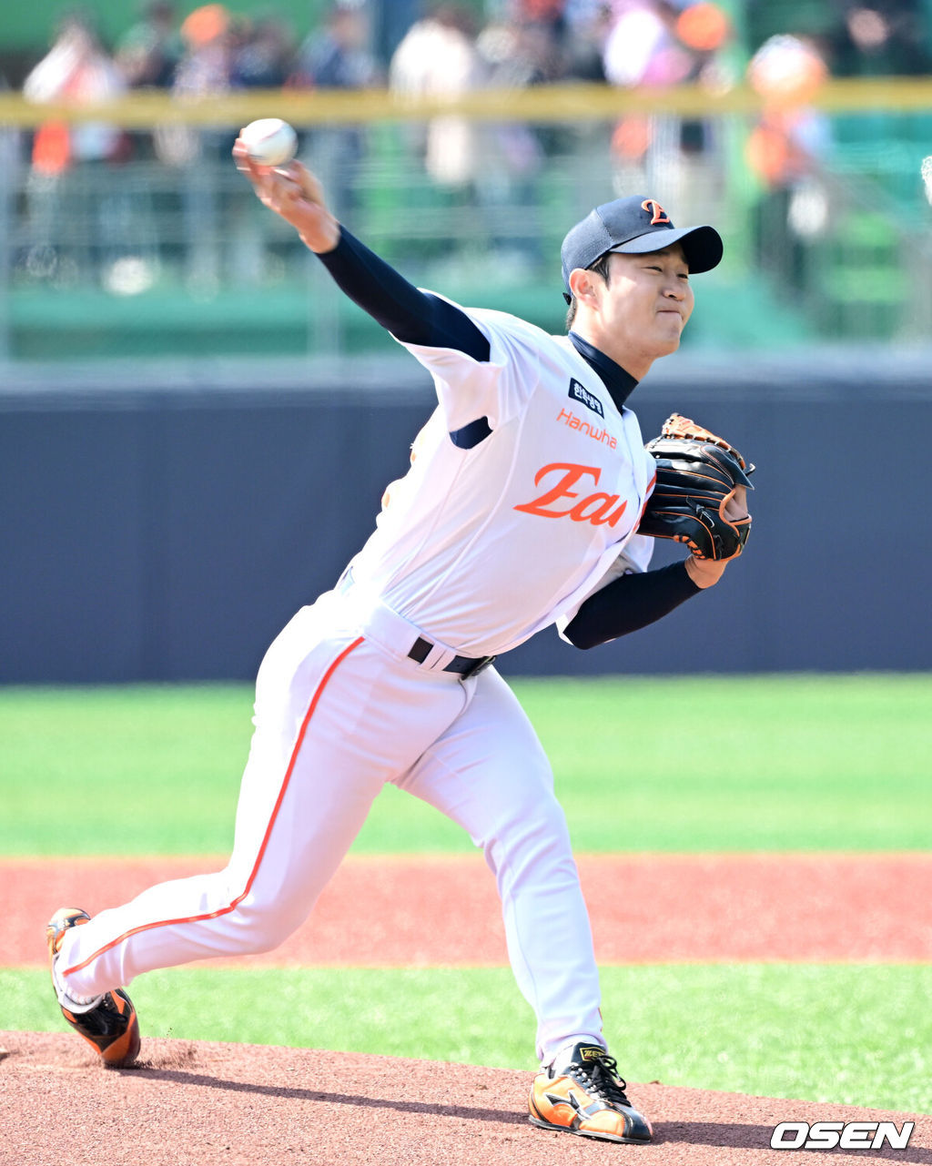 한화 선발 이상규가 힘차게 공을 뿌리고 있다. 2025.03.09 / dreamer@osen.co.kr