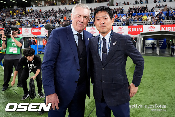 [사진] (왼쪽부터) 안첼로티 감독과 모리야스 감독 ⓒGettyimages(무단전재 및 재배포 금지)