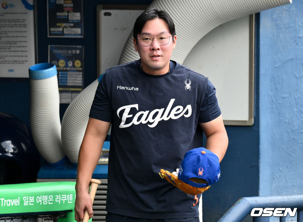 한화 이글스 베테랑 안치홍은 플레이오프 엔트리에 포함되지 못했다. / OSEN DB