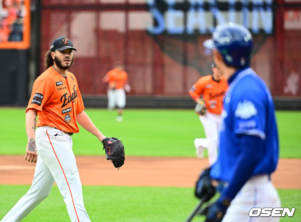 구자욱과 신경전