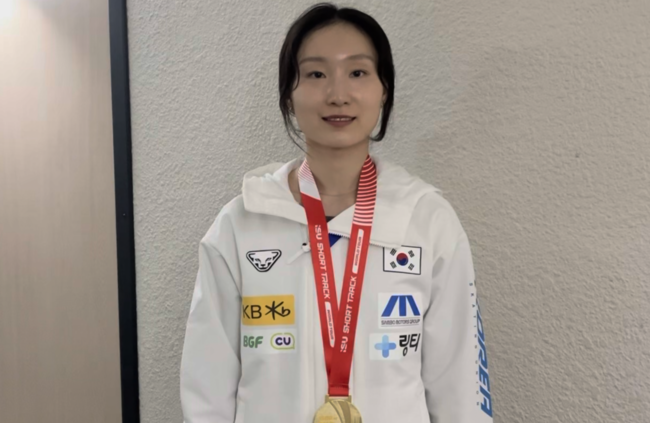 [사진] 1,500m 금메달 따낸 최민정 / 올댓스포츠 제공