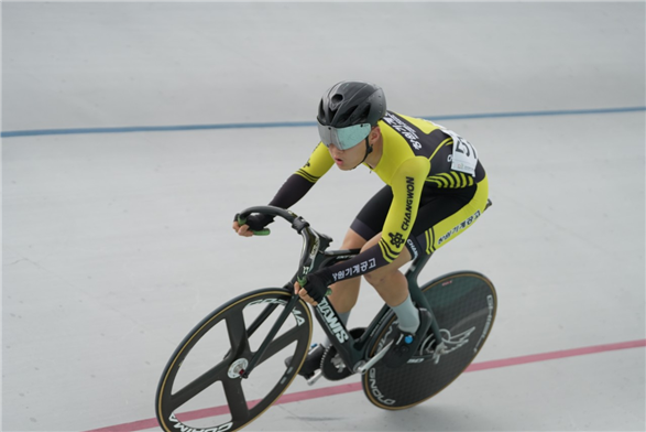 사이클 유망주로 선정된 조하람 선수(창원기공)