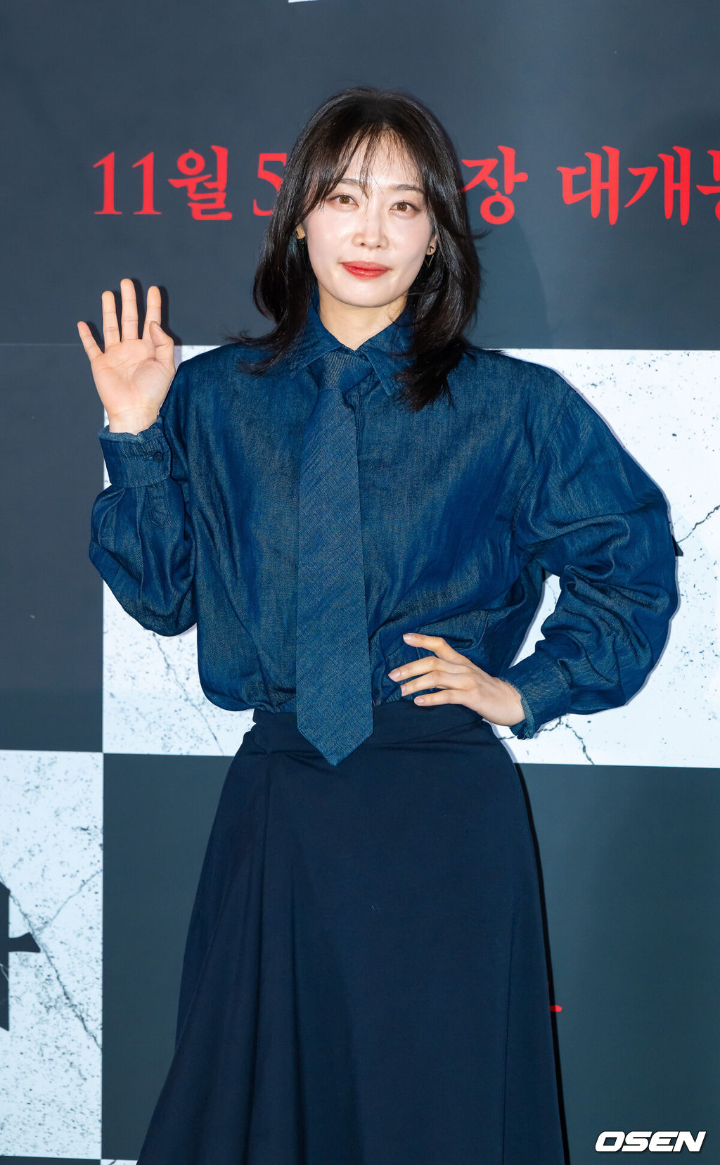 22일 오후 서울 용산아이파크몰 내 용산 CGV에서 영화 '구원자' 언론시사회가 진행됐다.영화 ‘구원자’는 축복의 땅 오복리로 이사 온 ‘영범’과 ‘선희’에게 기적 같은 일이 벌어지고, 이 모든 것이 누군가 받은 불행의 대가임을 알게 되면서 벌어지는 미스터리 오컬트로 배우 김병철과 송지효, 김히어라가 출연한다.배우 김히어라가 포즈를 취하고 있다. 2025.10.22 / soul1014@osen.co.kr