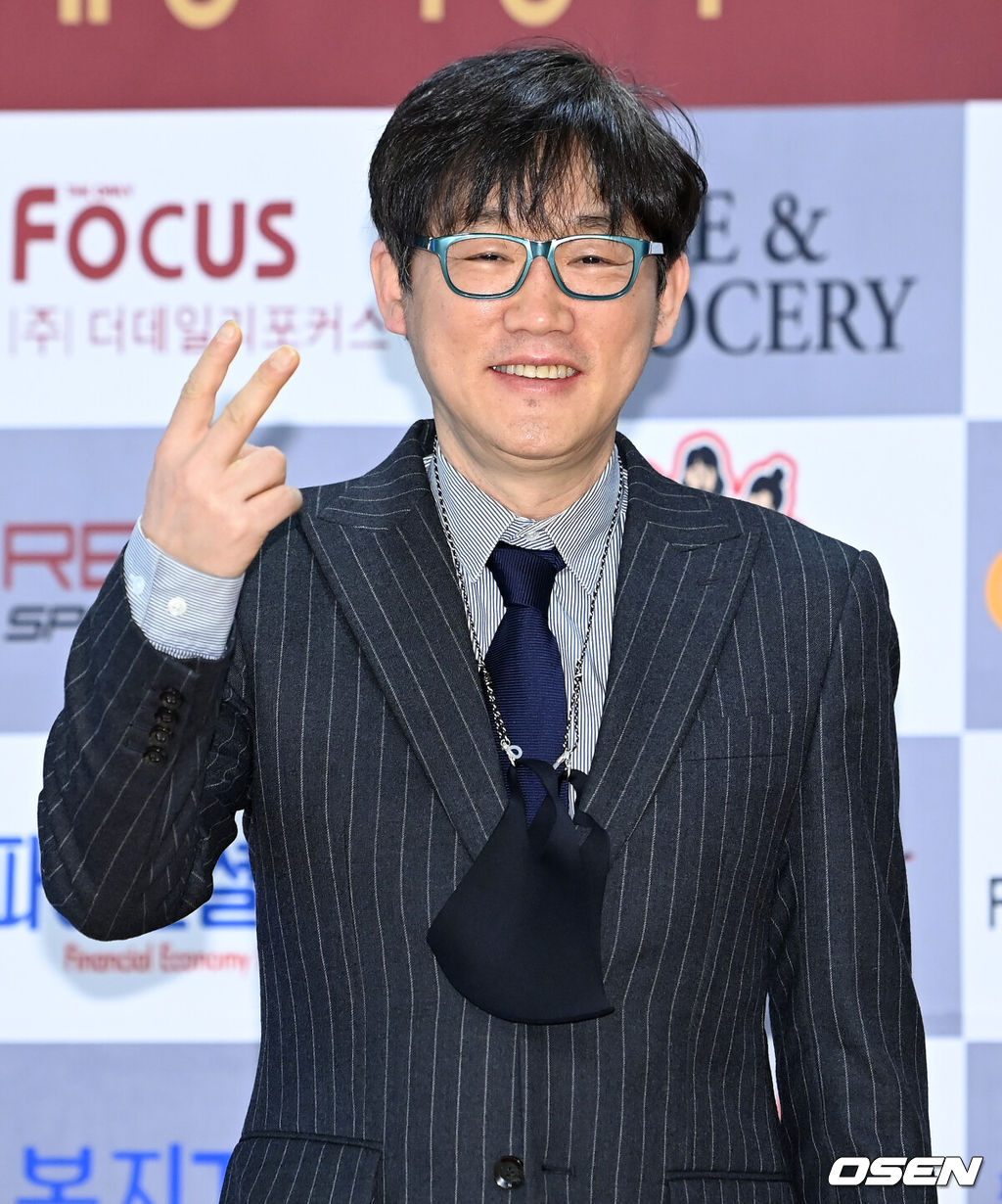 20일 오후 서울 양천구 대한민국예술인센터에서 '2021 한류문화대상 시상식'이 열렸다. 소방관 김태형이 포즈를 취하고 있다. 2021.12.20 /cej@osen.co.kr