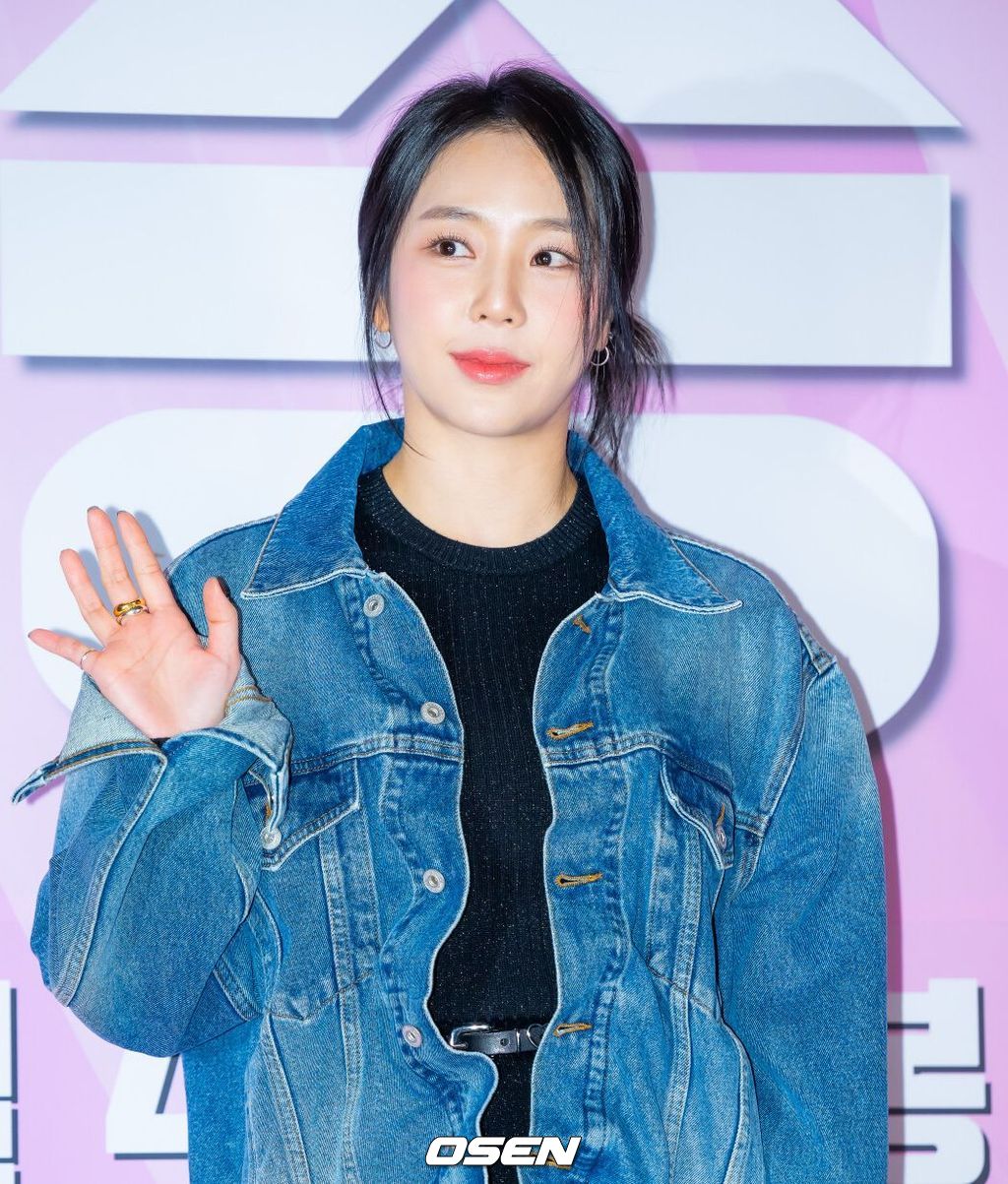 포토월에서 방송인 예원이 포토타임을 갖고 있다. 2024.11.28 / rumi@osen.co.kr