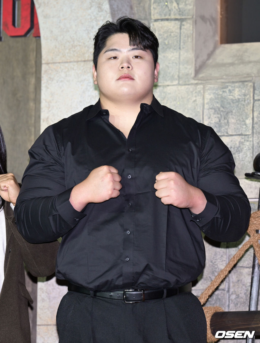 넷플릭스 '피지컬: 아시아' 제작발표회가 24일 오후 서울 강남구 웨스틴 서울 파르나스에서 열렸다.피지컬: 아시아는 한국, 일본, 태국, 몽골, 튀르키예, 인도네시아, 호주, 필리핀 등 8개국이 국기를 걸고 펼치는 피지컬 전쟁이다. 김민재가 포즈를 취하고 있다. 2025.10.24 /cej@osen.co.kr