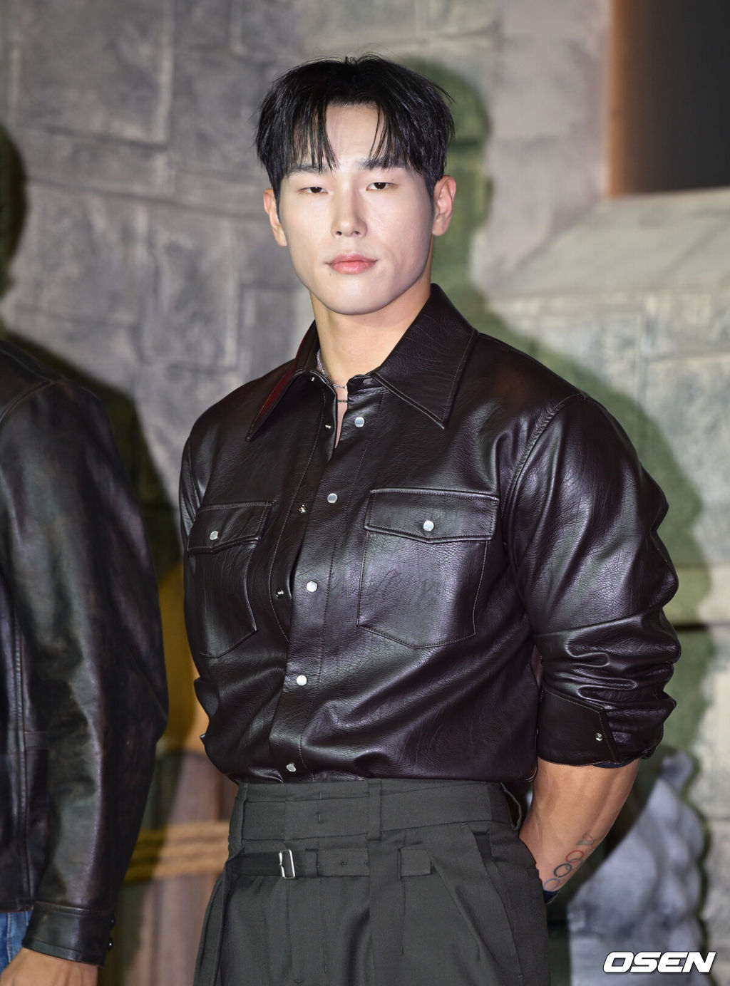 넷플릭스 '피지컬: 아시아' 제작발표회가 24일 오후 서울 강남구 웨스틴 서울 파르나스에서 열렸다.피지컬: 아시아는 한국, 일본, 태국, 몽골, 튀르키예, 인도네시아, 호주, 필리핀 등 8개국이 국기를 걸고 펼치는 피지컬 전쟁이다. 윤서성빈이 포즈를 취하고 있다. 2025.10.24 /cej@osen.co.kr