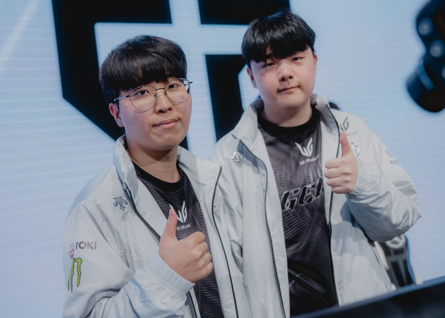 라이엇게임즈 플리커.