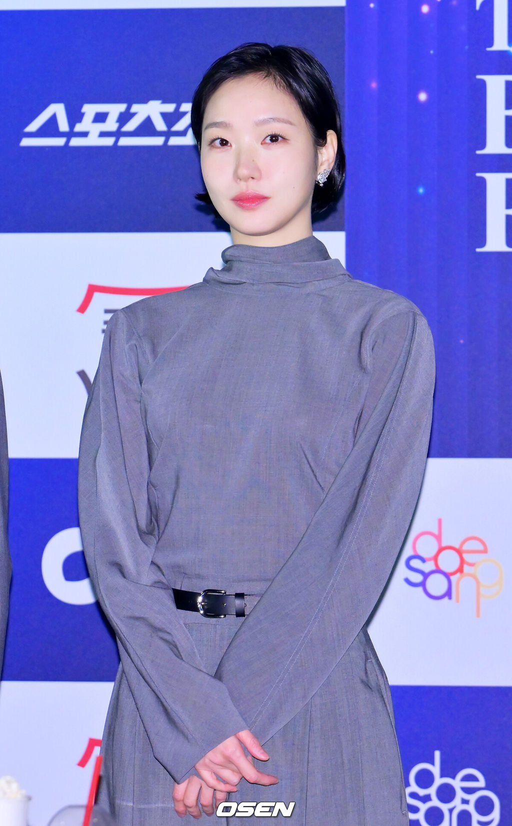 29일 오후 서울 CGV 여의도에서 제46회 청룡영화상 핸드프린팅 행사가 열렸다.이날 배우 황정민, 김고은, 정해인, 이상희, 노상현, 박주현이 참석했다. 배우 김고은이 포토타임을 갖고 있다 2025.10.29 / rumi@osen.co.kr