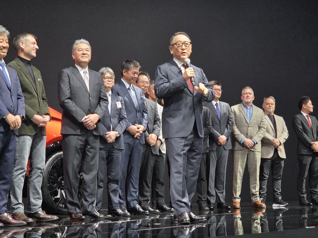 센추리 브랜드 출범행사를 주관하고 있는 토요다 아키오 토요타자동차 회장. /한국자동차전문기자협회 제공.